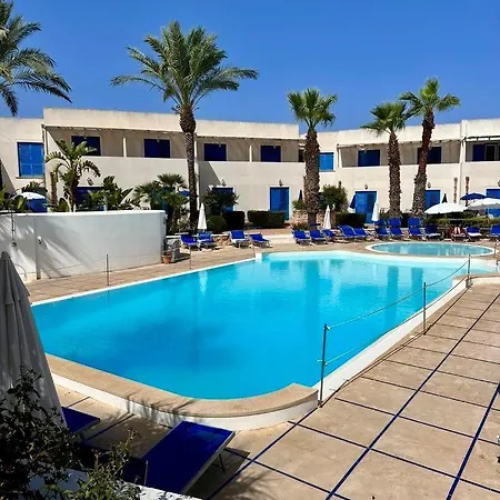 Villaggio Cala La Luna - A7 *