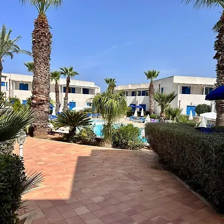 Villaggio Cala La Luna - A7 *